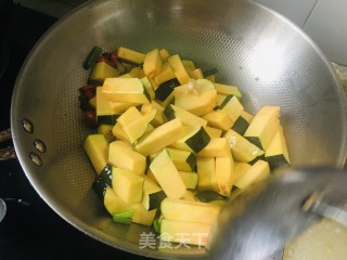 家常熬南瓜的做法步骤：4