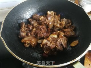羊肉炖土豆的做法步骤：3