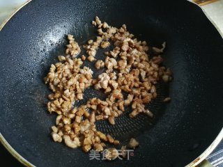 豇豆胡萝卜炒肉丁的做法步骤：4