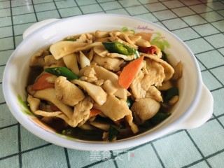 杏鲍菇炒鸡脯肉片的做法步骤：13