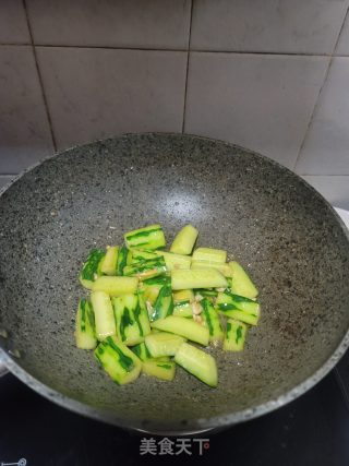 肉片炒青瓜的做法步骤：6