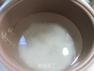 桑葚干大米粥的做法步骤：2