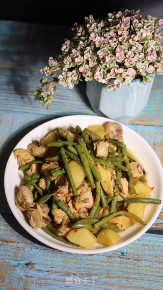 豆角焖土豆鸡肉的做法步骤：7