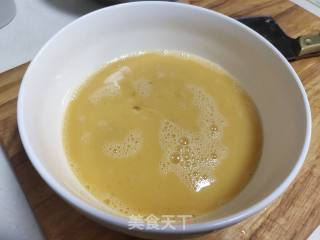 虾仁煎蛋的做法步骤：2