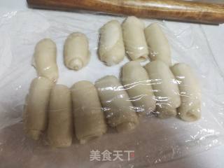 蛋黄酥的做法步骤：8