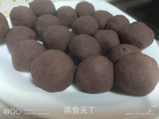 红曲蛋黄酥的做法步骤：3
