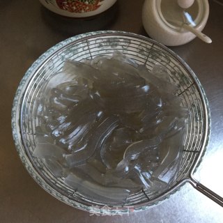 拌红薯粉皮的做法步骤：4