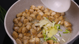 小炒鸡脯肉的做法步骤：11