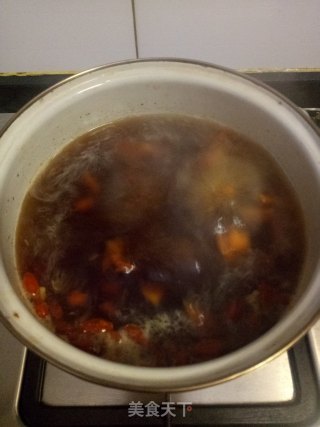 裙带菜鸡蛋汤的做法步骤：2
