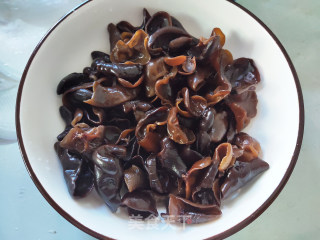 木耳蒸鸡的做法步骤：7