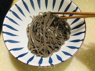 鸡肉香菇土豆丁拌荞面的做法步骤：12