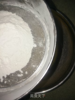 6寸加高戚风蛋糕的做法步骤：3