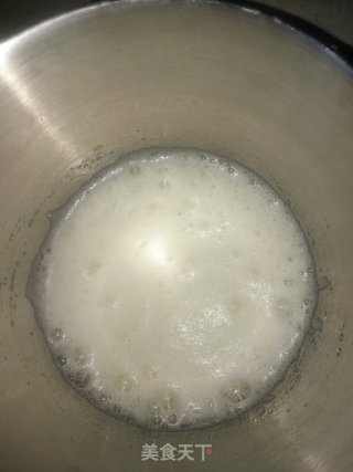 6寸加高戚风蛋糕的做法步骤：7