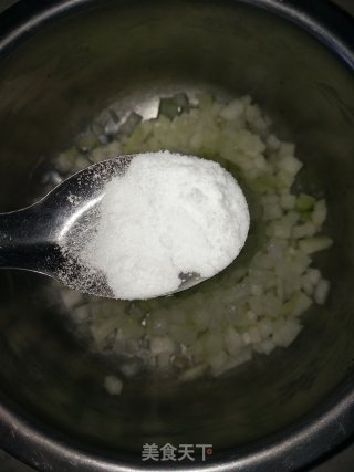 冬瓜馅素饺的做法步骤：3