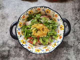 蒜泥拌猪脸肉的做法步骤：7