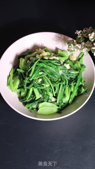 蒜香油麦菜的做法步骤：8