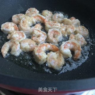 糖醋虾仁的做法步骤：5