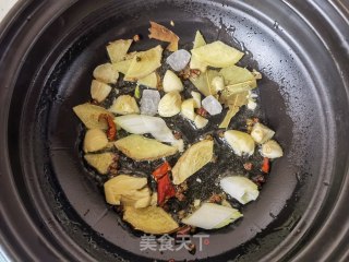 荔浦芋头炖排骨的做法步骤：4