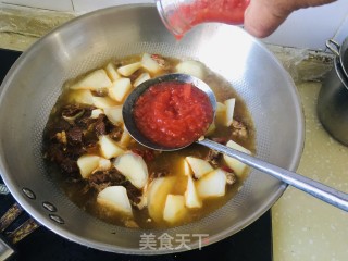 番茄土豆炖牛腩的做法步骤：3