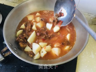 番茄土豆炖牛腩的做法步骤：4