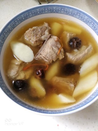 香菇山药排骨汤的做法步骤：10