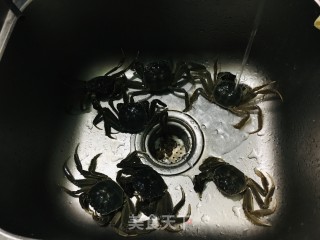 清蒸稻田蟹的做法步骤：1