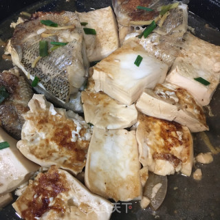 鲈鱼炖豆腐的做法步骤：7