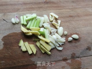 海鲜米面的做法步骤：2