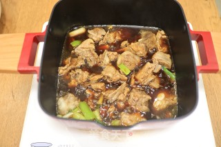 三杯排骨的做法步骤：7