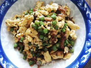 外婆菜炒鸡蛋的做法步骤：7