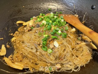 橄榄菜炒粉丝的做法步骤：8