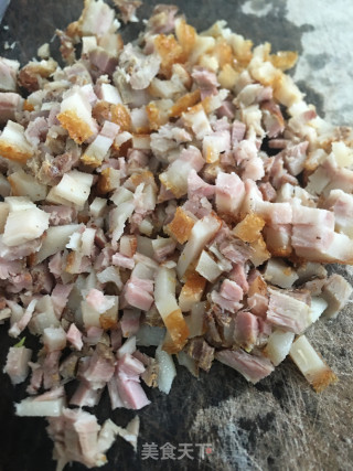 烧肉芹菜蒸饺的做法步骤：5