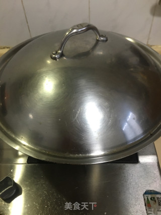 烧肉芹菜蒸饺的做法步骤：9