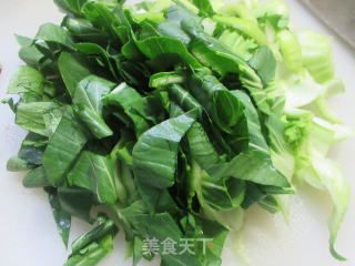 香肠炒青菜的做法步骤：3