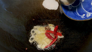 小河鱼贴饼子的做法步骤：12