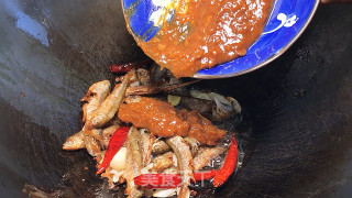 小河鱼贴饼子的做法步骤：14