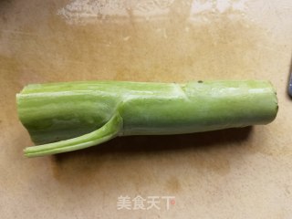 芥兰炒虾仁的做法步骤：1