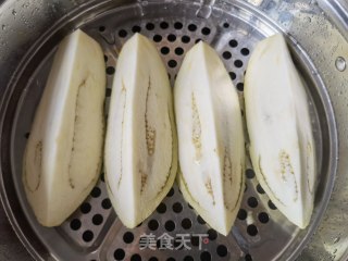 蒜蓉辣酱拌茄子的做法步骤：5