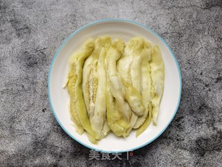 蒜蓉辣酱拌茄子的做法步骤：6