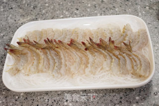 蒜蓉粉丝蒸虾之玉米排骨汤的做法步骤：10