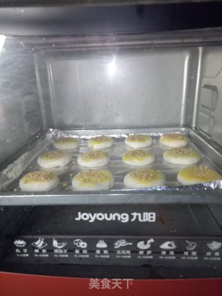 手抓饼豆沙酥的做法步骤：7