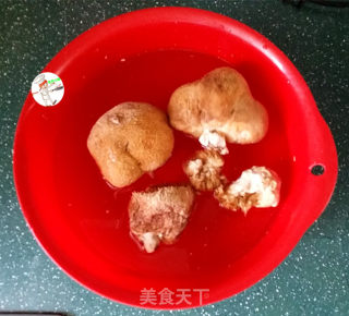 猴头菇冬瓜皮肚汤的做法步骤：2