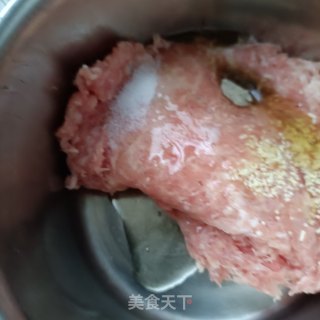 “润燥好汤”肉丸紫山药番茄汤的做法步骤：3