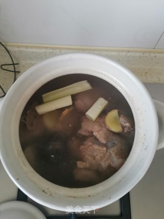排骨炖白萝卜的做法步骤：6