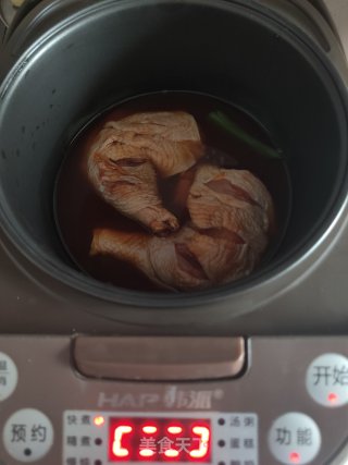 奥尔良焖鸡腿的做法步骤：11