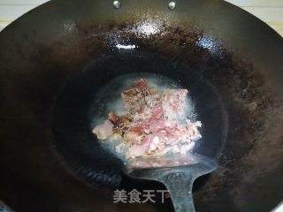 苦瓜炒牛肉的做法步骤：2