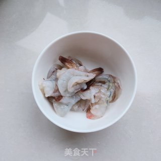 虾仁滑蛋的做法步骤：3