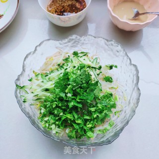 绿豆芽拌荞麦面的做法步骤：8