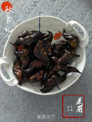 水煮菱角的做法步骤：2