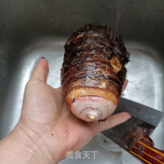 “润燥好汤”芋头排骨汤的做法步骤：1